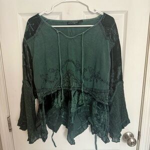 Green blouse with velour accents